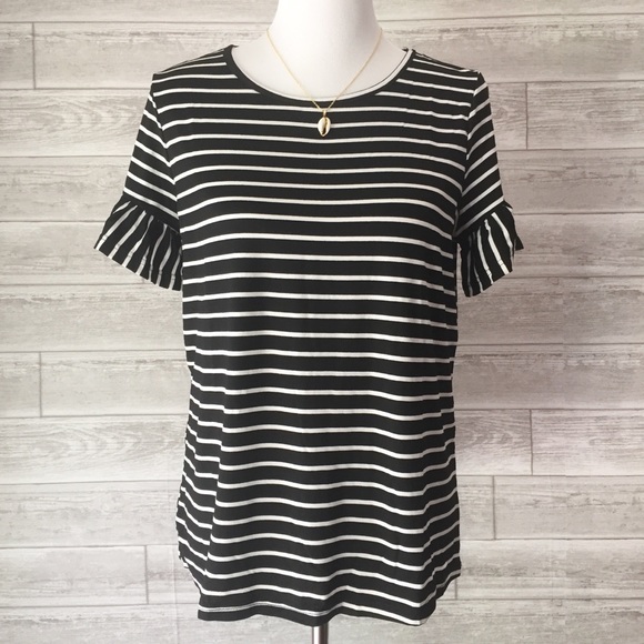 LAST: Small Ruffle Sleeve Shirt - Picture 3 of 5